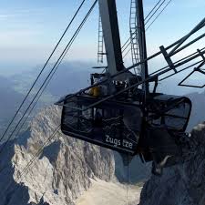 „die neue seilbahn bietet maximale. Zugspitze Beschadigte Seilbahnkabine Samt Bergekorb Komplikationsfrei Zu Berg Gebracht Garmisch Partenkirchen