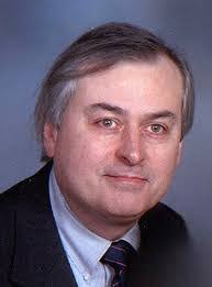 Ellie Dalton's Instagram, Twitter & Facebook