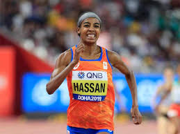 Hassan, 28, got involved in a tangle of legs just after hearing the bell for the fourth lap. Sifan Hassan Smashes Women S 10 000 Metres World Record More Sports News Times Of India