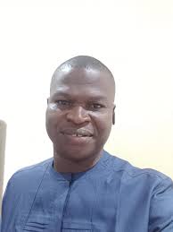 Encouraging young students to work hard and pursue education