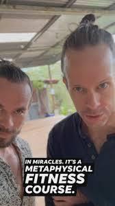 Kent Costa's Instagram, Twitter & Facebook