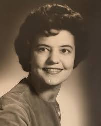 Ruth Cain's Instagram, Twitter & Facebook