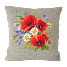 In a choice of yarns weights, our patterns go from simple crochet cushion cover designs suitable for beginners to complex ones for the experienced and the brave. Cross Stitch Pattern Pillow With Poppies Linen