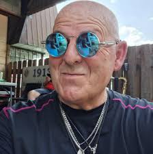 From Gowan's solo band, “One Brief Shining Moment” ending last night in  Brantford, Ontario. Having a blast up here!