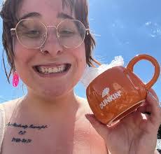 Donna Trotta's Instagram, Twitter & Facebook