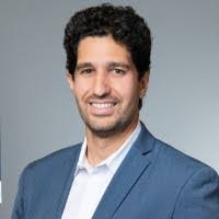 Alex Hacopian's Instagram, Twitter & Facebook