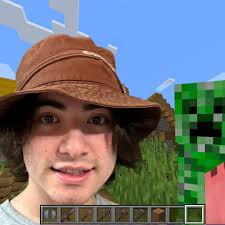 Max Mohr Kim (@mohr_max_later) • Instagram photos and videos