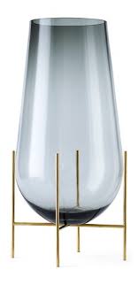 Ein traumhaftes ambiente vermittelt die handgefertigte bodenvase aus der serie konisch. Menu Vase Echasse L Glas 60 Cm Rauchgrau Kaufen Homeliving De