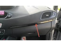 Suite à des infiltrations d'eau dans l'habitacle, la ventilation ne fonctionne plus. Changer Le Filtre D Habitacle Sur Renault Scenic Iii Tutoriels Oscaro Com