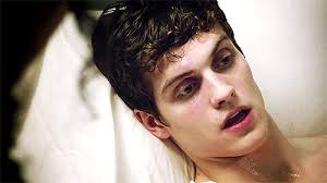 𝓣𝓱𝓮 𝓜𝓸𝓸𝓷 𝓲𝓼 𝓑𝓮𝓪𝓾𝓽𝓲𝓯𝓾𝓵, 𝓲𝓼𝓷'𝓽 𝓲𝓽