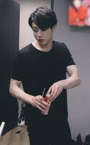 افعلها فقط ون شوت قصير منحرف جدا يحتوي على صور 18 jungkook boyfriend material jeon jungkook