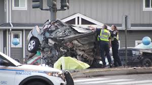 Early morning crash in Maple Ridge leaves 1 dead