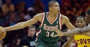 Thanasis antetokounmpo was signed to join giannis with the milwaukee bucks, and more recently kostas antetokounmpo was signed by the los angeles lakers. Chad Ford Would Take Giannis Antetokounmpo 1st Overall In 2013 Re Draft Oladipo 2nd Michael Carter Williams 3rd Nba