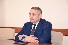 Neftçala Dövlət Aqrar İnkişaf Mərkəzinə yeni direktor təyin edilib. Kənd  Təsərrüfatı nazirinin müvafiq əmri ilə Miradil Əhmədli Neftçala Dövlət  Aqrar İnkişaf Mərkəzinin direktoru vəzifəsinə təyin olunub. Bu vəzifəyə  qədər Miradil Əhmədli Sabirabad