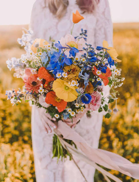 27 Wildflower Bouquets For A One-Of-A-Kind Bride