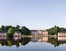 Parks Und Garten In Nrw In 2020 Ausflug Nrw Parks Schloss Benrath