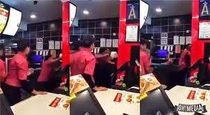 Riset oleh the emloyers network for equality & inclusion menemukan bahwa: Video Kfc Mohon Maaf Isu Pekerja Adik Beradik Bergaduh Oh Media