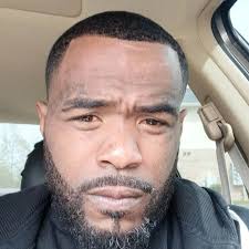 Rockin the entire arena. 18,000 human beings 🔥🎤 GRATEFUL. 🙏 Certain  moments are unforgettable. 🏆 @laclippers #Dee1 #LongTimeComing #LAClippers  #Halftime #HipocriticalHop