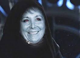Si se confirma, os vais a hartar de cataluña, de cadena perpetua, de venezuela y de podemitas narcotraficantes en el telediario, en las. Esperanza Aguirre Es Palpatine En Version Ama De Casa Photos Facebook