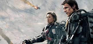 Edge of tomorrow (marketed as live die repeat: Tom Cruise Stirbt Fast 200x In Edge Of Tomorrow