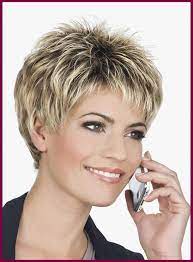 Frisur halblang 35 top frisuren damen halblang modisch in. Frisuren Fur Altere Damen Ab 70 2021 Kurzhaarfrisuren Rundes Gesicht Kurzhaarfrisuren Kurzhaarschnitt Damen Rundes Gesicht