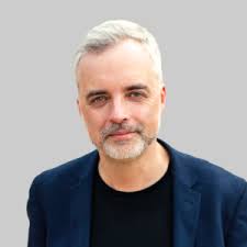 Lektoři a inspirativní řečníci