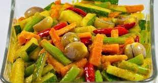 Acar Kuning Ini Bisa Menjadi Pelengkap Hidangan Lebaran Seperti Opor Ataupun Kupat Sayur Resep Sayuran Masakan Indonesia Resep Masakan