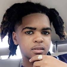 Rapper Ynw J Green In 2020 Rapper American Rappers American Video