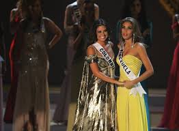 Venezuela has twice won two big four crowns in one year, winning miss universe 1981 and miss world 1981 and then miss universe 2013 and miss earth 2013. Miss Venezuela Dayana Mendoza Y Miss Colombia Taliana Vargas Con Los Nervios Y Las Expectativas En El Top 2 Del Miss Universo Beauty Pageant Pageantry Beauty