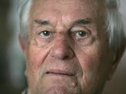 Vrouw verbreekt stilzwijgen: "Mijn vader bouwde Auschwitz"