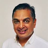 Amar Mistry's Instagram, Twitter & Facebook