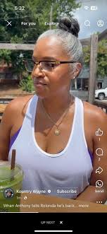 When even the seashell isn't happy about your bathing suit