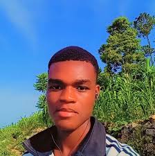 🌳 Ou konnen "Lam"? Aprann sou li ak nou! 🇭🇹 "Lam" se yon pyebwa sakre ak  enpòtan nan kilti ak agrikilti Ayiti. Vini dekouvri 5 bagay enteresan sou  pyebwa sa a epi