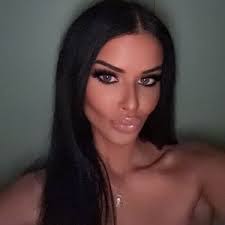 Shelby Blackburn's Instagram, Twitter & Facebook