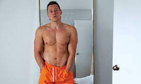 Tree service experts since 1880. This Is What It S Like To Be Internet Sensation Davey Wavey Now