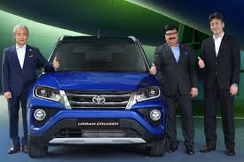Are offered in different drive types and varying fuel efficiency. Toyota Urban Cruiser Compact Suv Launched In India At Rs 8 40 Lakh Available In 6 Variants