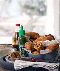 Filipino Empanadas Full Of Flavour With Flaky Light Pastry Using A Secret Ingredient Perfect Filipino S Filipino Snacks Low Potassium Recipes Potassium Foods