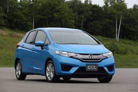 Read reviews and complaints about honda fit, including exterior and interior design, technology this 2015 honda fit only has 56,000 miles on it and consistently won't start. 2015 Honda Fit Hybrid Top Speed