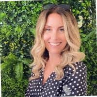 Heather Ongley's Instagram, Twitter & Facebook