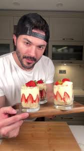 Ben Hic Bir Kayanın Arkasına Yaslanmam