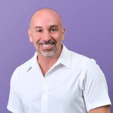 Douglas Vanderpool's Instagram, Twitter & Facebook