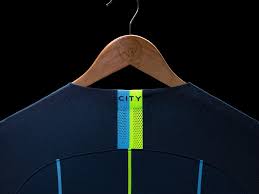 The dark blue shirt, manufactured by nike, features field blue and luminous yellow pin stripes and is. B R Football On Twitter Manchester City Drop Their New 2018 19 Away Kit