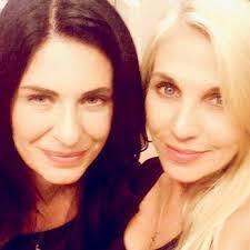 Dawn Bailey's Instagram, Twitter & Facebook