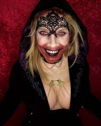 Of course, all anyone seems to be talking about is the unveiling of resident evil 8's antagonist, who was previously dubbed tall vampire lady before it. Lady Dimitrescu Daughter Resident Evil Village 9gag
