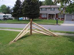 The rails are still loose, so when i attach them properly, i'll share the process with you. Split Rail Driveway Entrance Landscaping Backyard Fences Split Rail Fence