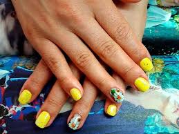 218 tendencias de unas semipermanentes para explorar unas unas pink white and pink glitter fashion magazine manicura de unas Salon De Unas Decoradas En Madrid Nailart Extensiones En Gel Y Acrilico