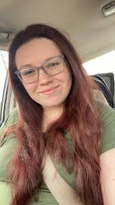 Hey guys my name is Savannah and I'm 16 years old im from des moines iowa  (any Iowan swifties?)I have been a swiftie since I was 10 i started because  of reputation