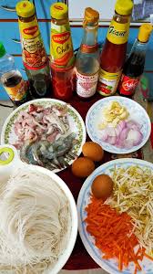 Menawarkan rasa yang pedas dan membakar lidah, bihun ini bisa kamu jadikan makanan yang paling. Resepi Bihun Goreng Kicap Seafood Hidangan Simple Tapi Menyelerakan Mewah Dengan Seafood Daily Masak