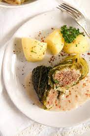 Stuffed Savoy Cabbage German Recipe Recipe Savoy Cabbage Cabbage Rolls Minced Meat Recipe