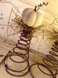 And this collection of upcycling ideas is all the inspiration. 120 Best Repurposed Box Springs Ideas Bed Springs Old Bed Springs Mattress Springs